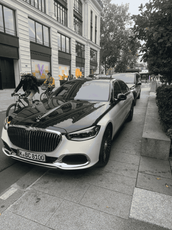 Mercedes S-Class – Right Angle View